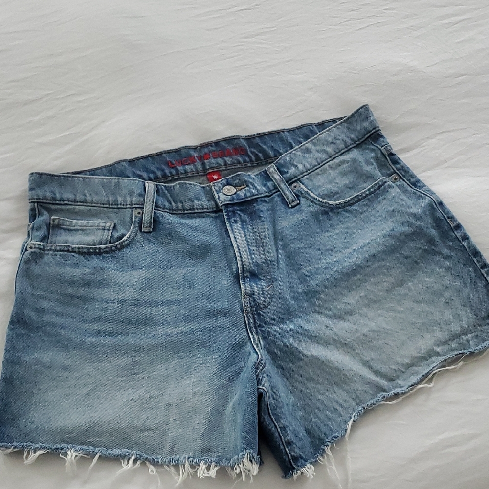 Lucky Brand Light Wash 90's Midi Jean Shorts